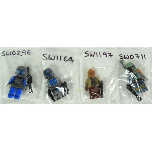 711 - Lego - a collection of x16 original Lego Star Wars minifigures comprising;  Bib Fortuna, Theelin Dan... 