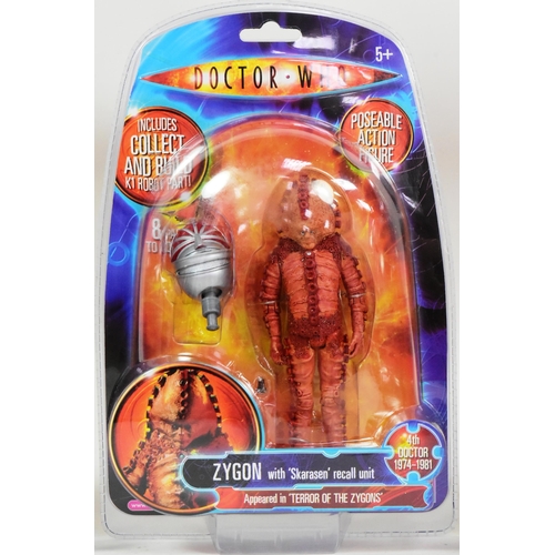 720 - Doctor Who - Character Options - a collection of x3 Classic Dr Who 'Fourth Doctor Era action figures... 