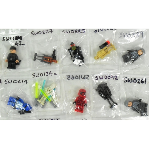 724 - Lego - a collection of x51 original Lego Star Wars minifigures to include; IG-88, Clone Trooper V Wi... 