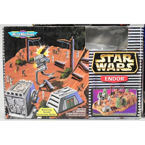 757 - Star Wars - Micromachines - a collection of assorted vintage 1990s Galoob / Hasbro made Micro Machin... 