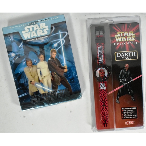 777 - Star Wars - a collection of assorted 1990s / 2000s Star Wars action figures and merchandise to inclu... 