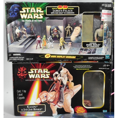 852 - Star Wars - Hasbro - a collection of assorted c1990s / 2000s Hasbro made action figure playsets and ... 