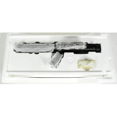 880 - Star Wars - Master Replicas - Limited Edition Stormtrooper Blaster from A New Hope (1977). SW-126. 1... 