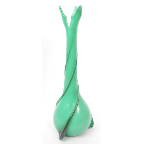 17 - Cristalleria Fratelli Betti - A vintage mid 20th century designer studio art glass vase. Having a fo... 