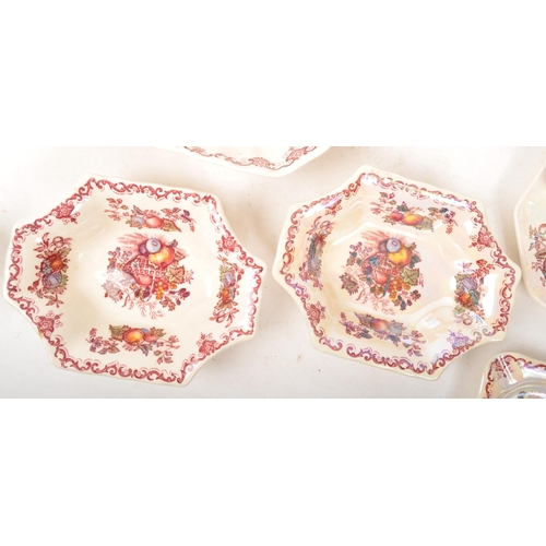 28 - Masons Ironstone - A collection of 20th century Masons Ironstone ceramic decorative pieces. The coll... 