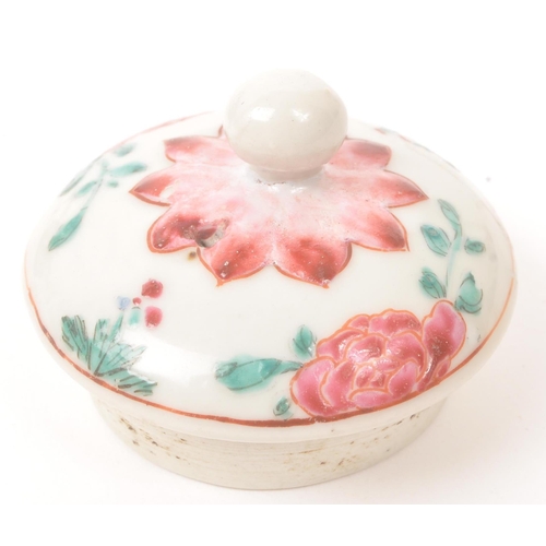 48 - 18th century Chinese porcelain china teapot. Hand painted decoration with foliate and floral design.... 