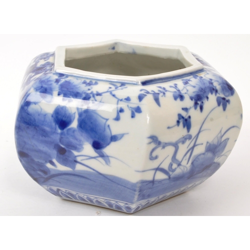 52 - Early 20th century blue and white porcelain china Chinese planter / water bowl / pot. Hexagonal shap... 