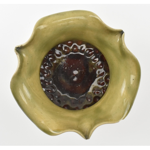 82 - Florence Barlow for Doulton Lambeth - An early 20th century circa 1900 stoneware Isobath pate-sur-pa... 