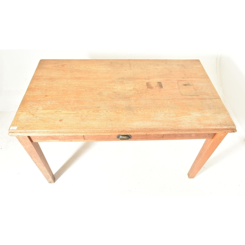 506 - An early 20th century circa 1920s oak refectory farmhouse dining table. The table having a rectangul... 