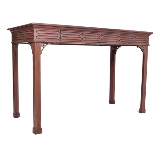 542 - A Chinese Chippendale style 19th century mahogany serving table. The table having a rectangular stra... 