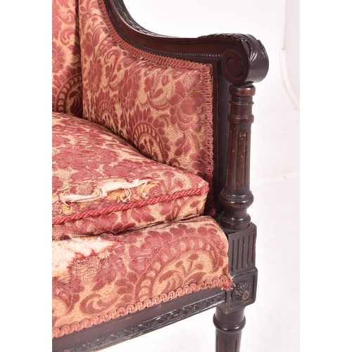 639 - A late 19th century Victorian mahogany framed wingback armchair / porterts hall chair. The chair hav... 