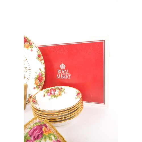 148 - Royal Albert - Old Country Roses - A vintage 20th century porcelain part dinner service / dressing t... 