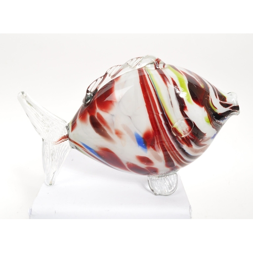 172 - Murano - A collection of four Italian studio art glass fish ornaments. Graduating sizes, with millef... 