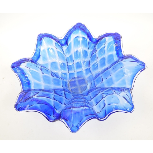 182 - A large 20th Century studio glass splash textured centerpiece bowl having blue colourway. Measuring ... 