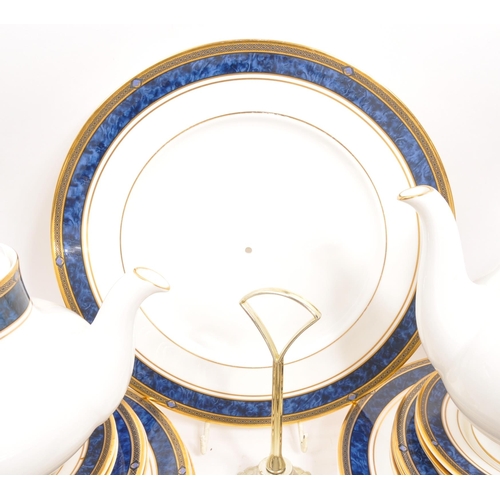 195 - Royal Doulton - A large porcelain china Royal Doulton dinner and tea service in the Stanwyck pattern... 