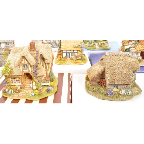 220 - Lilliput Lane - A collection of seventeen 20th Century Lilliput Lane cottage model figures all in or... 