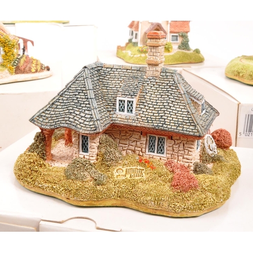 228 - Lilliput Lane - A collection of eight 20th Century Lilliput Lane cottage model figures all in origin... 