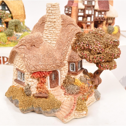 229 - Lilliput Lane - A collection of six 20th Century Lilliput Lane cottage model figures all in original... 