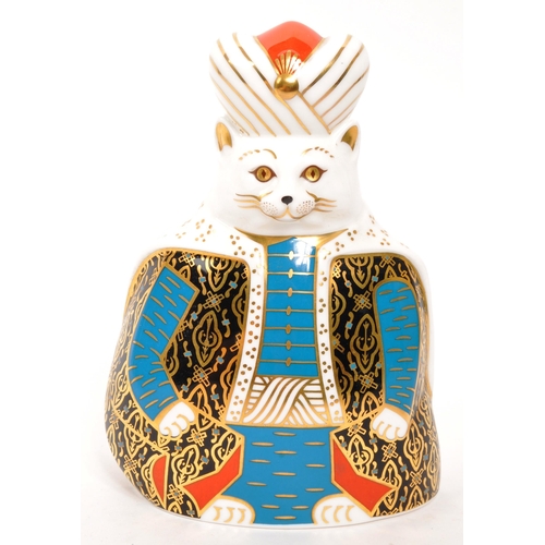 23 - Royal Crown Derby - A porcelain china Royal Crown Derby paperweight figure from the Royal Cats colle... 