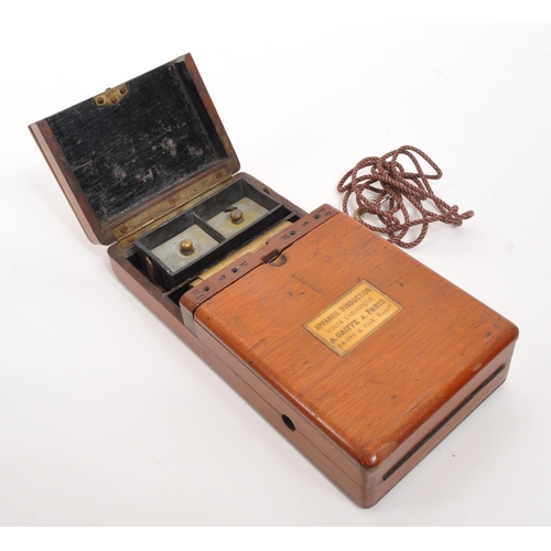 308 - A. Gaiffe Paris - A 19th Century French electric shock therapy machine device serial number 89817. H... 