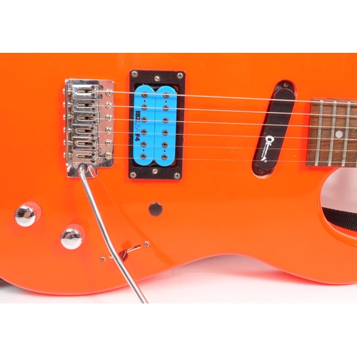 414 - Charvel - Charvette - Musical string instrument, contemporary electric guitar. Red colourway with fr... 