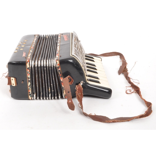 424 - Girotondo Pigini - A 20th Century small vintage Girotondo Pigini accordion. Measuring approximately ... 