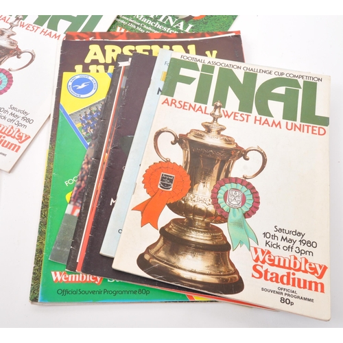 539 - FA Cup - Sporting Interest - A large collection of 20th century FA Cup football programmes. The coll... 