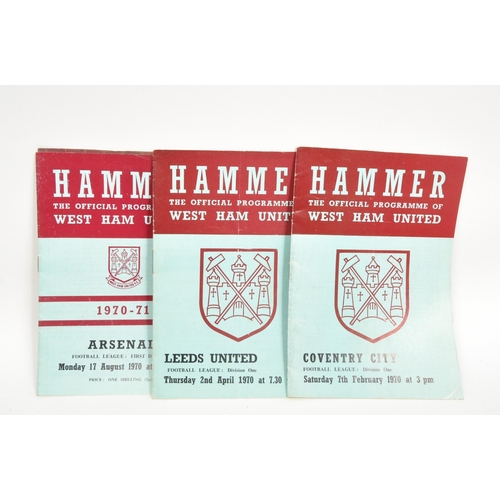 544 - Sporting Interest - A large collection of mid 20th century West Ham and Fulham London football club ... 