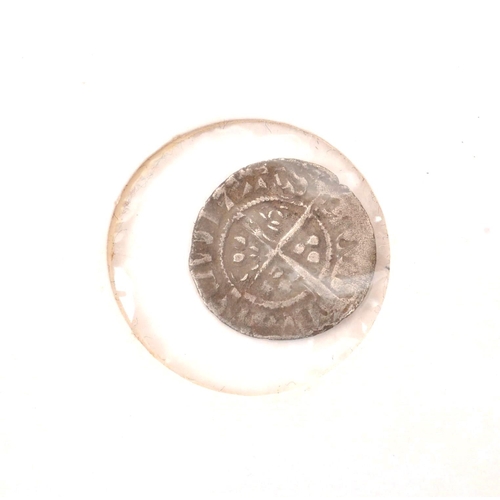 548 - Two early 17th century British silver half groat coins, alongside a Richard II half penny. The colle... 