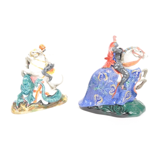 86 - Royal Doulton - A pair of porcelain china Royal Doulton figurines in the form of knights on horses. ... 