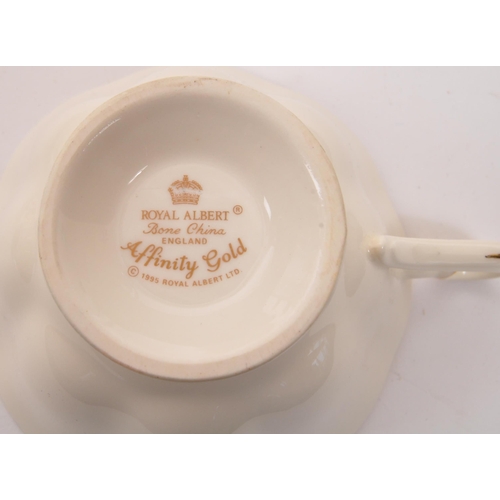 9 - Royal Albert - Affinity Gold - A 20th century Royal Albert bone china tea service in the Affinity Go... 