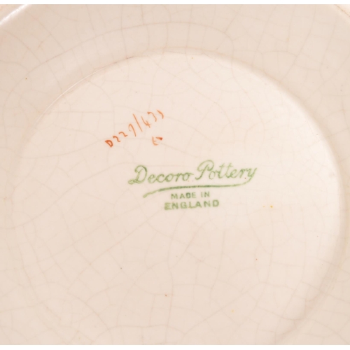 124 - Sadlar / Decoro Pottery - An assorted collection of 1930s and later ceramics comprising of a Decoro ... 