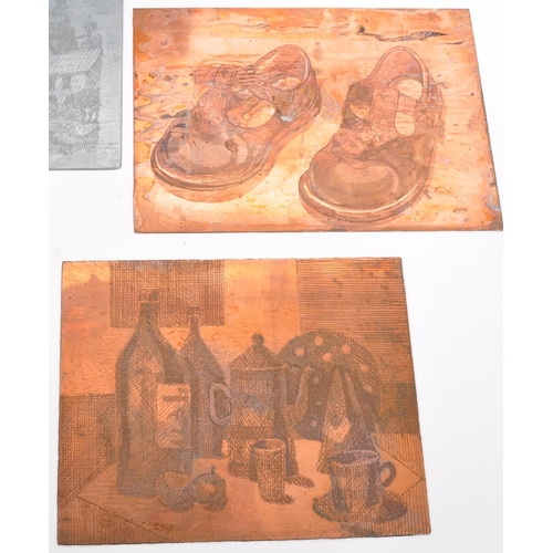 208 - A collection of pictorial printing plates in copper for various scenes. Copper metal construction, s... 