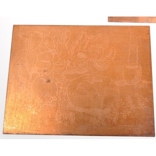 208 - A collection of pictorial printing plates in copper for various scenes. Copper metal construction, s... 