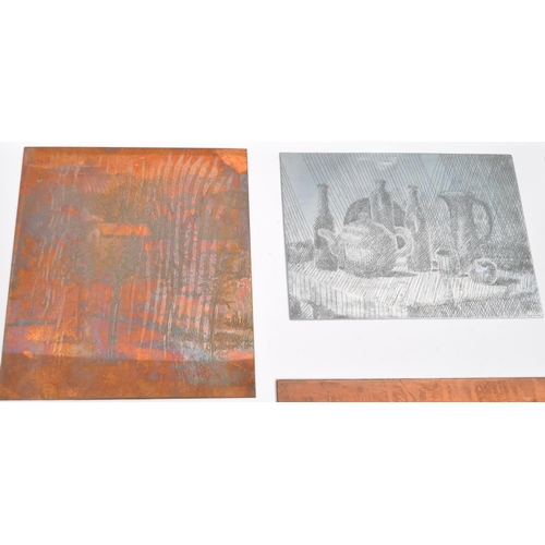 208 - A collection of pictorial printing plates in copper for various scenes. Copper metal construction, s... 