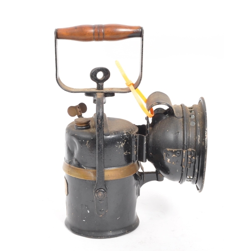 217 - The Premier Lamp & Engineering Co. - A mid Century metal railway / miners lamp by The Premier La... 