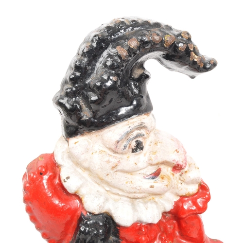 235 - Punch & Judy - A set of 20th century cast iron Punch and Judy doorstops. The figurative doorstop... 