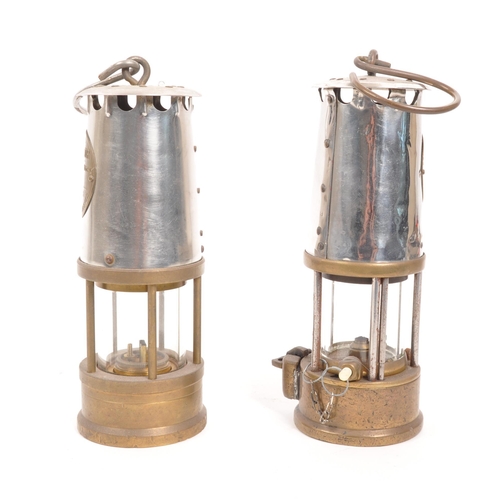 246 - Eccles - Two brass metal vintage 20th century safety miner's lamps. The protector lamp and lighting,... 