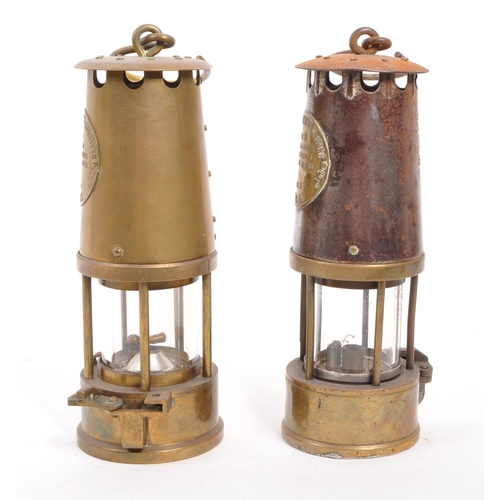 249 - Eccles - Two brass metal vintage 20th century safety miner's lamps. The protector lamp and lighting,... 