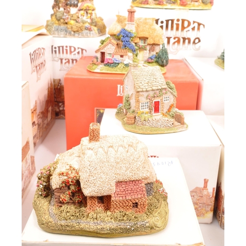 252 - Lilliput Lane - A collection of 20th Century Lilliput Lane cottage model figures all in original box... 