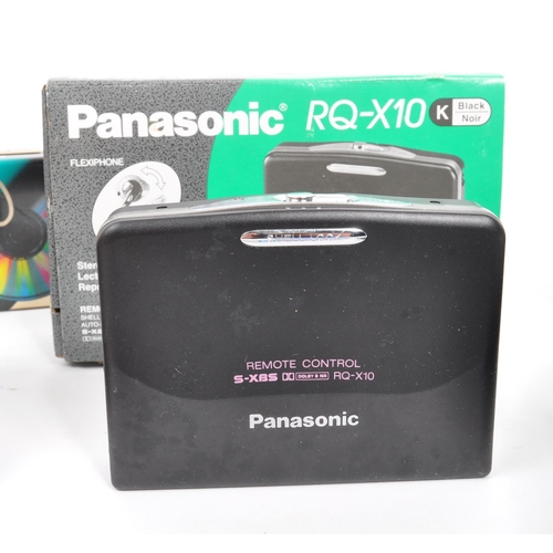 286 - Dell & Panasonic - Late 20th century Dell handheld computer with Panasonic RQ-X10 walkman with b... 