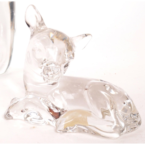 353 - A collection of mid 20th century studio art glass animal figures. The collection to include six figu... 