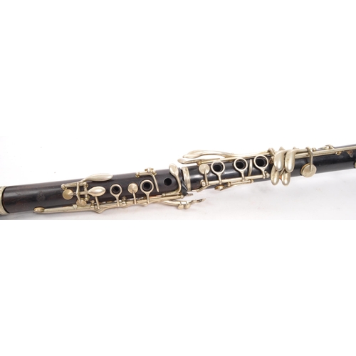 419 - Selmer Sterling - A 20th century French made clarinet. The clariet being stmaped for Sterling and ca... 