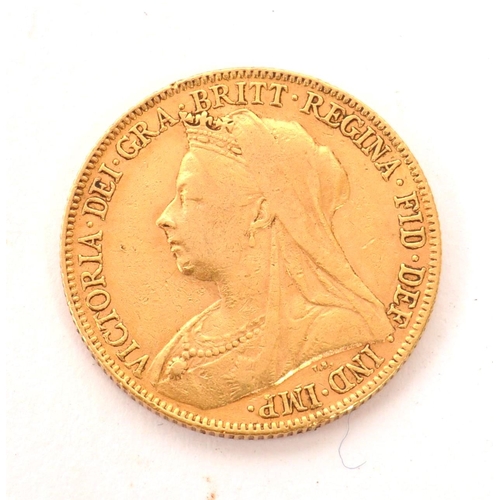 531 - A Victorian 1896 full gold sovereign coin. The Victorian sovereign having the Queen Victoria old hea... 