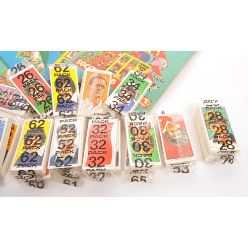 539 - A large collection of 20th Century circa 1960s / 70s The Sun soccer / football cards. A large quanti... 