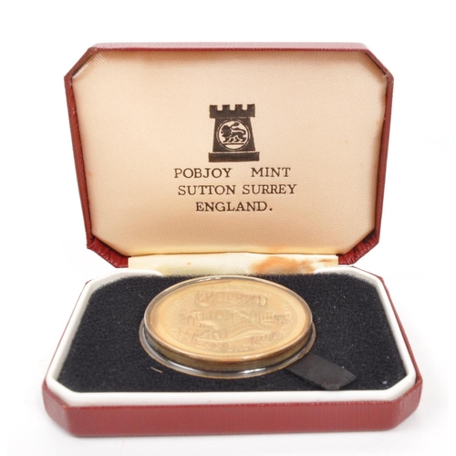 548 - Pobjoy Mint - A 1976 Pobjoy Mint Isle of Man Treasury .925 sterling silver Washington Crown coin. Th... 