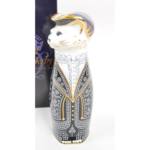 58 - Royal Crown Derby - A porcelain china limited edition Royal Crown Derby ' Pearly Queen ' cat paperwe... 