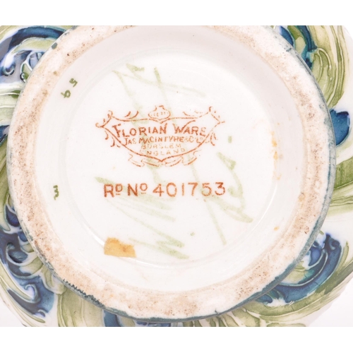 67 - MacIntyre - Florian Ware - W. Moorcroft - An early 20th century circa 1903/04 W. Moorcroft signed Ja... 