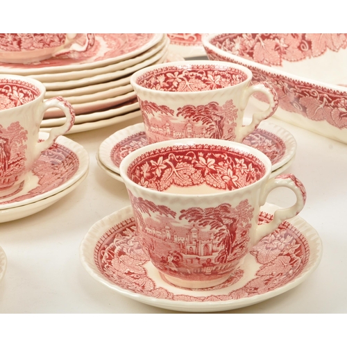 3 - Masons - Early 20th Century - A collection of English Ironstone red Vista Masons dinner service, dep... 