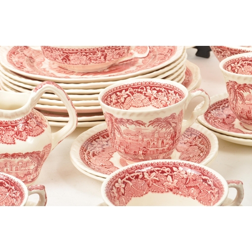 3 - Masons - Early 20th Century - A collection of English Ironstone red Vista Masons dinner service, dep... 